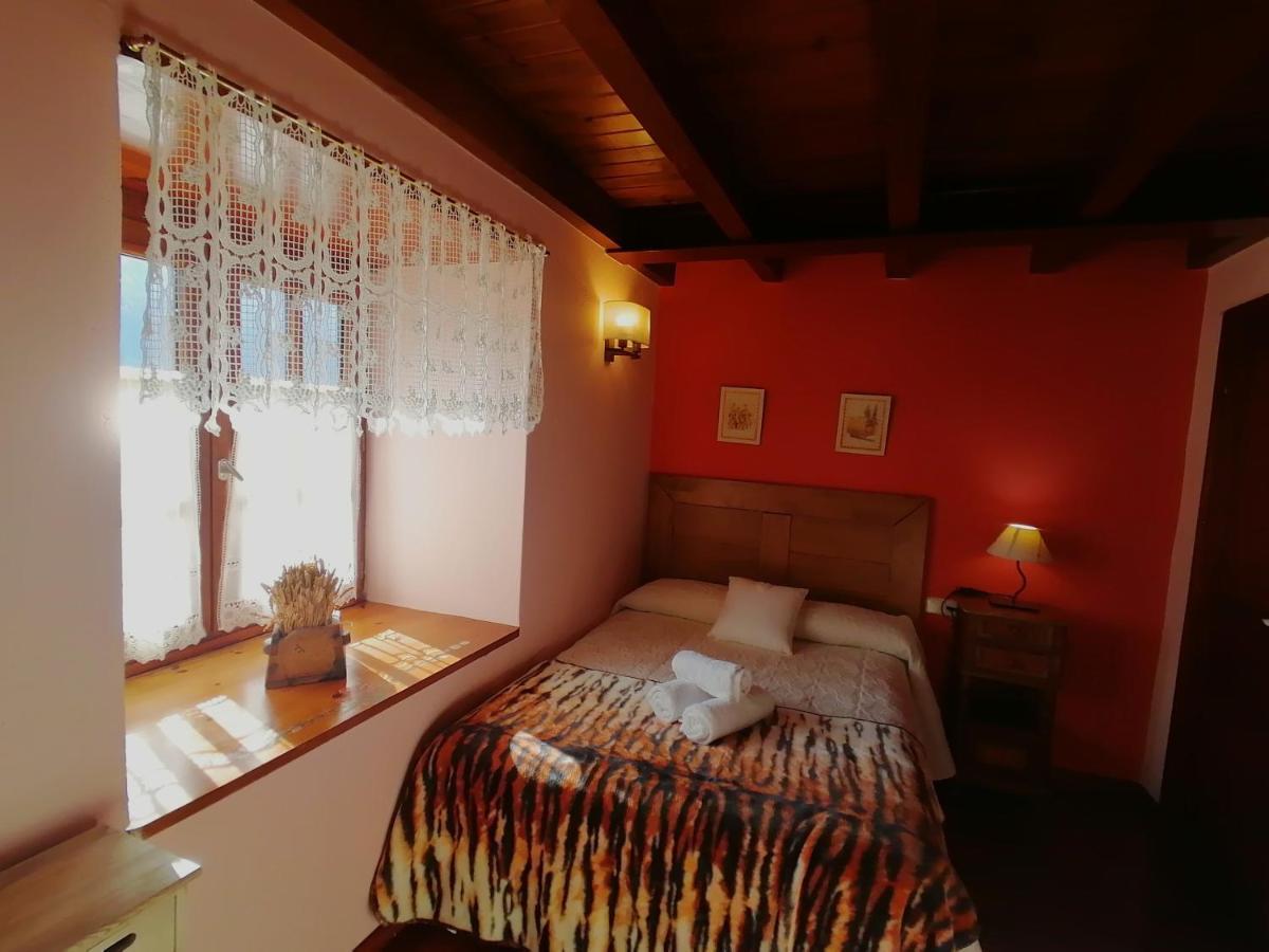 Arrés Casa Rural Dera Hont מראה חיצוני תמונה
